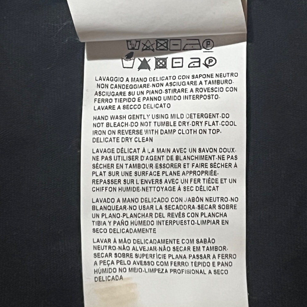 Authentic Versace T shirt - Picture 4 of 7